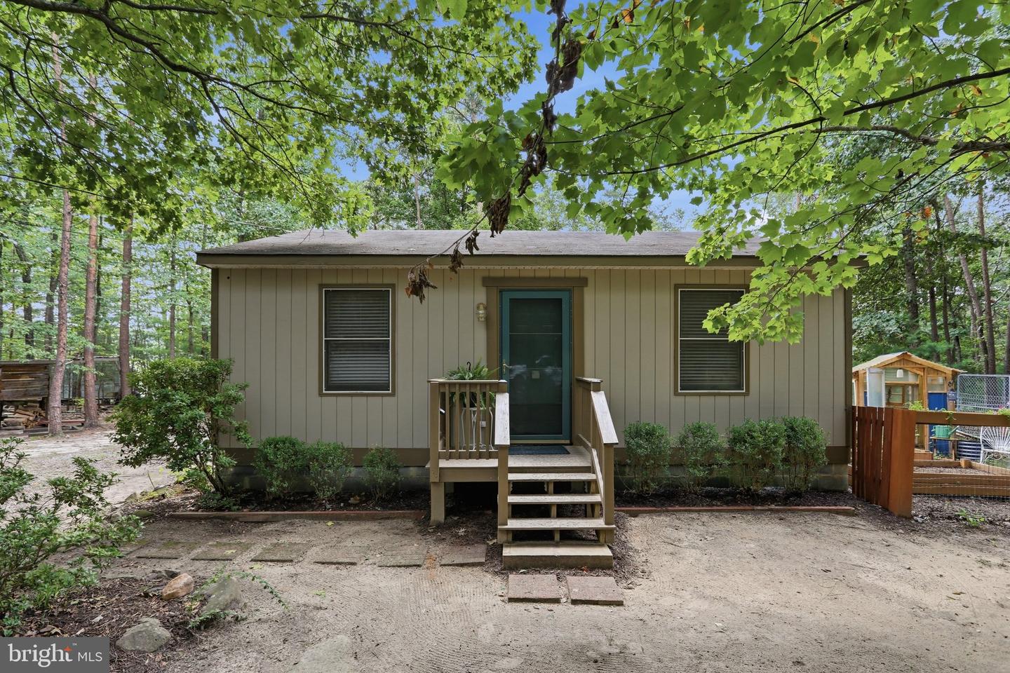 899 Oak Dale Ct — photo