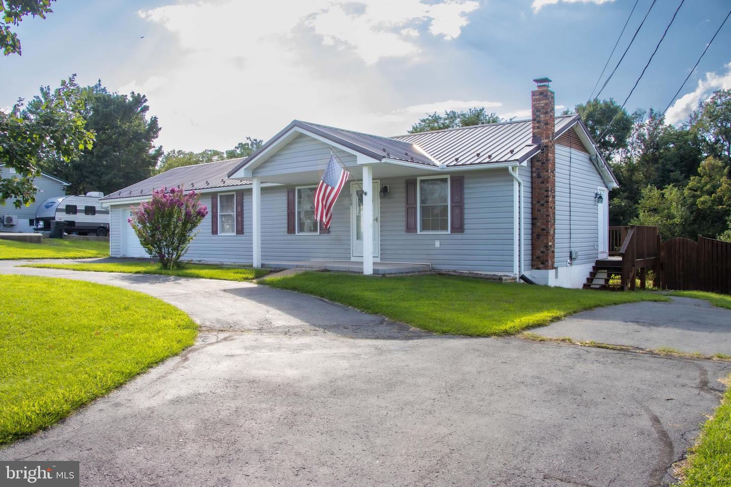 369 W RIDGE LOOP ROAD, ROMNEY WV 26757 — photo 2