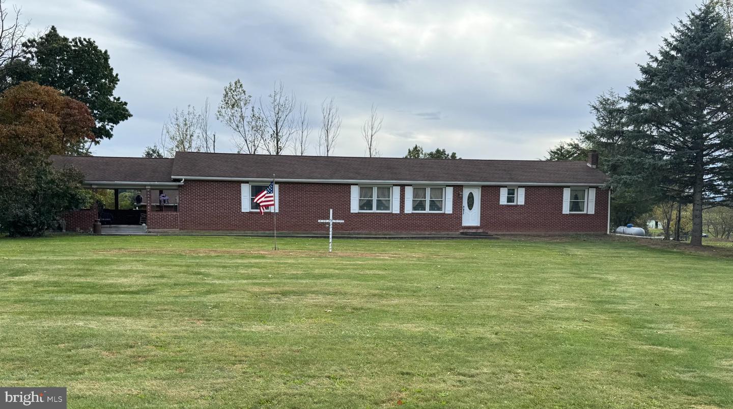 1600 Sand Hill Rd — photo
