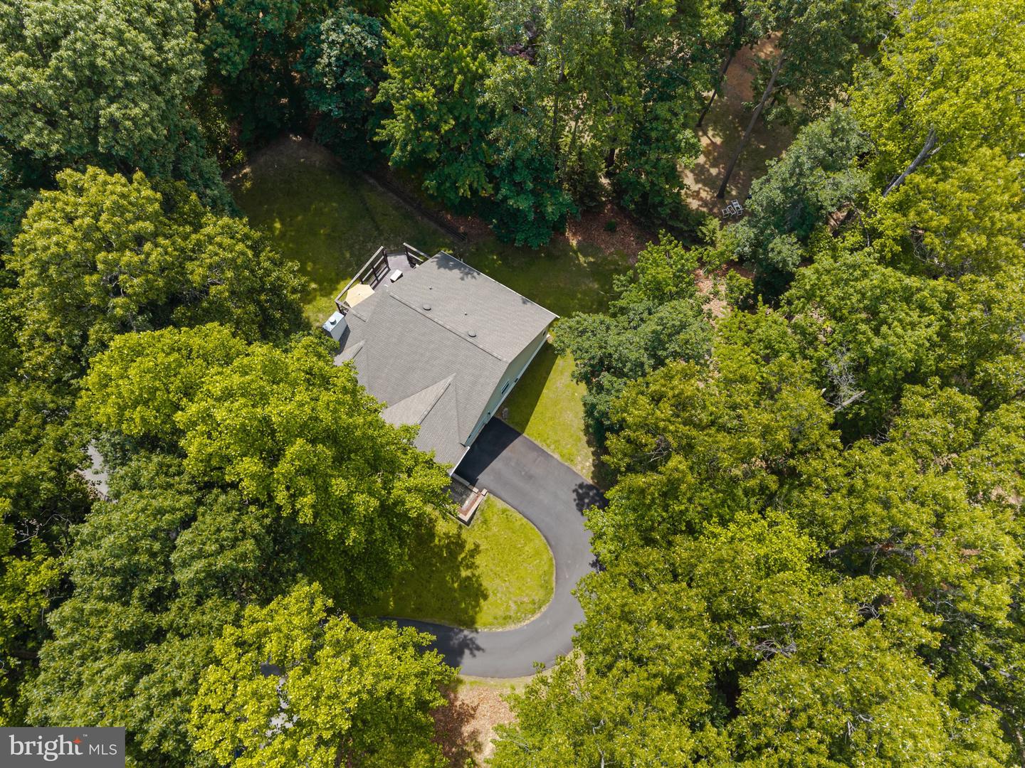 66 Stone Ridge Road, Harpers Ferry, WV 25425