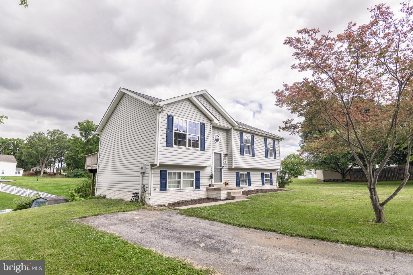 98 Rex Drive, Ranson, WV 25438 — photo 2