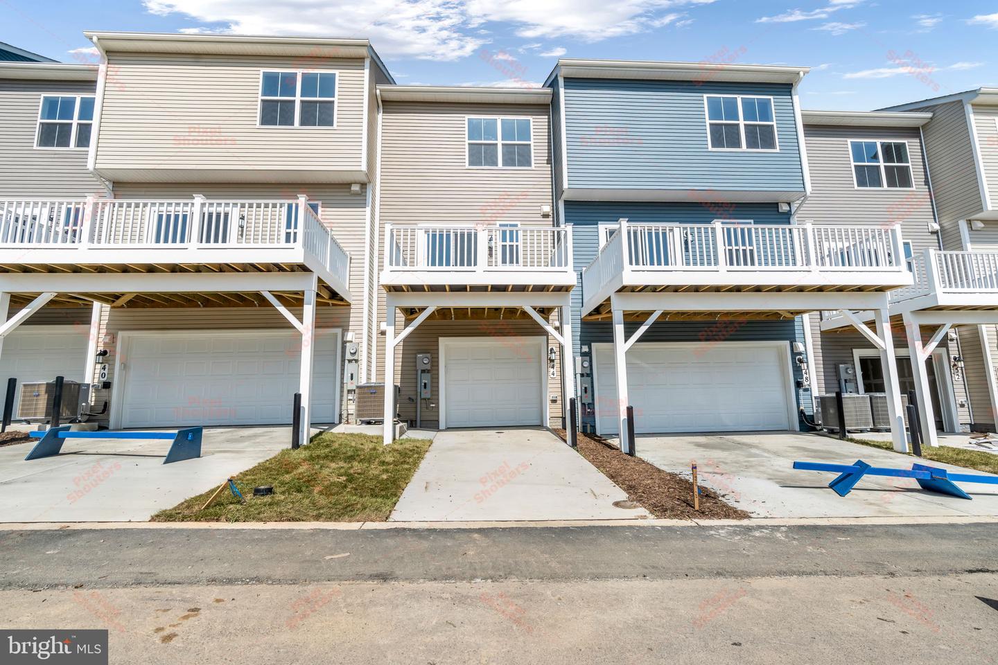 1324 Cedar Valley Road, Ranson, WV 25438