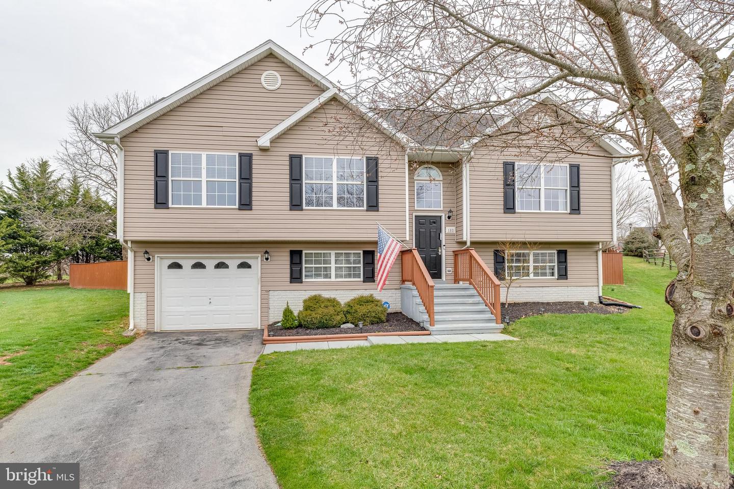 182 Jack Rabbit Lane, Ranson, WV 25438