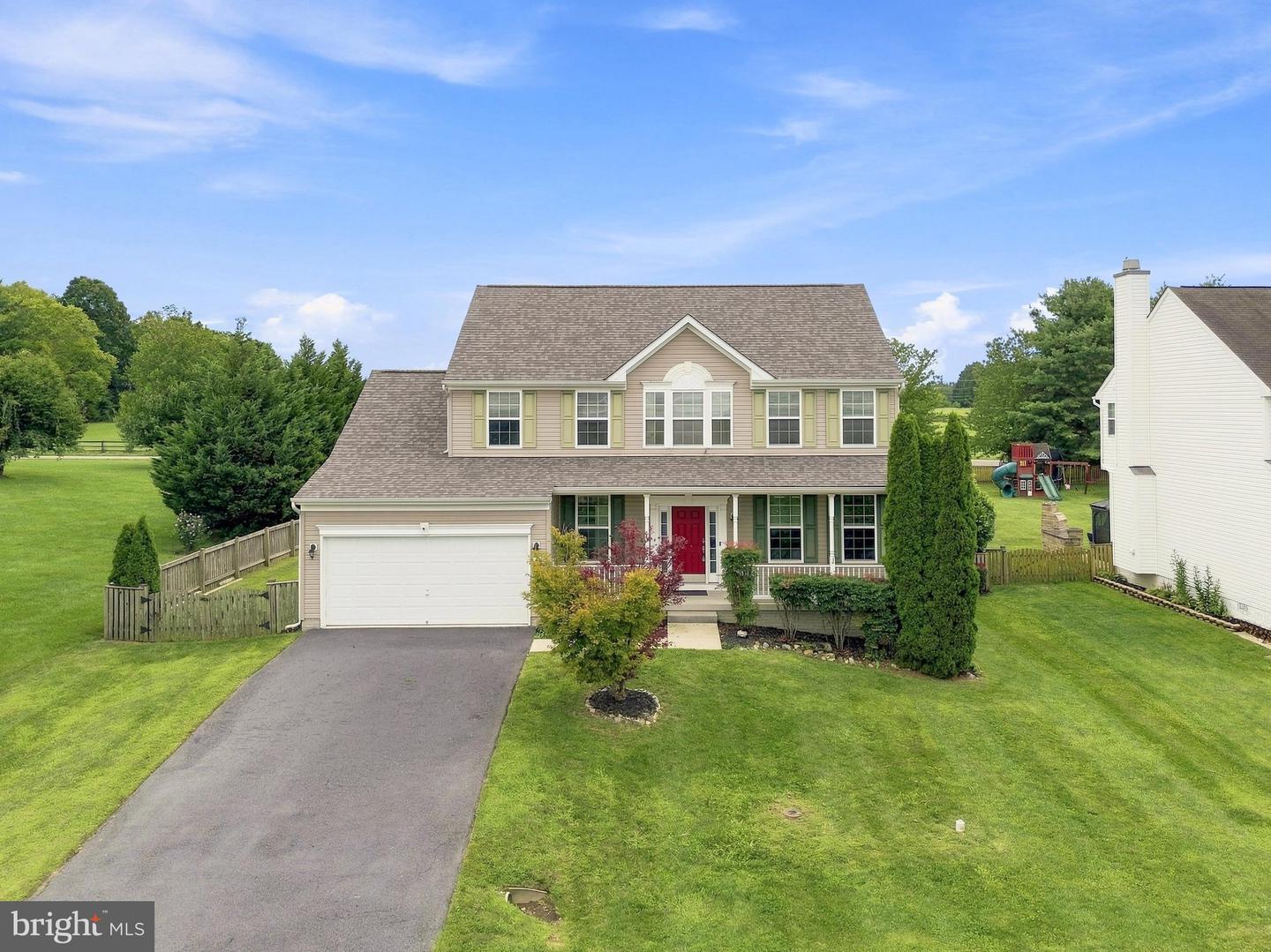 44 Alyssa Ct — photo