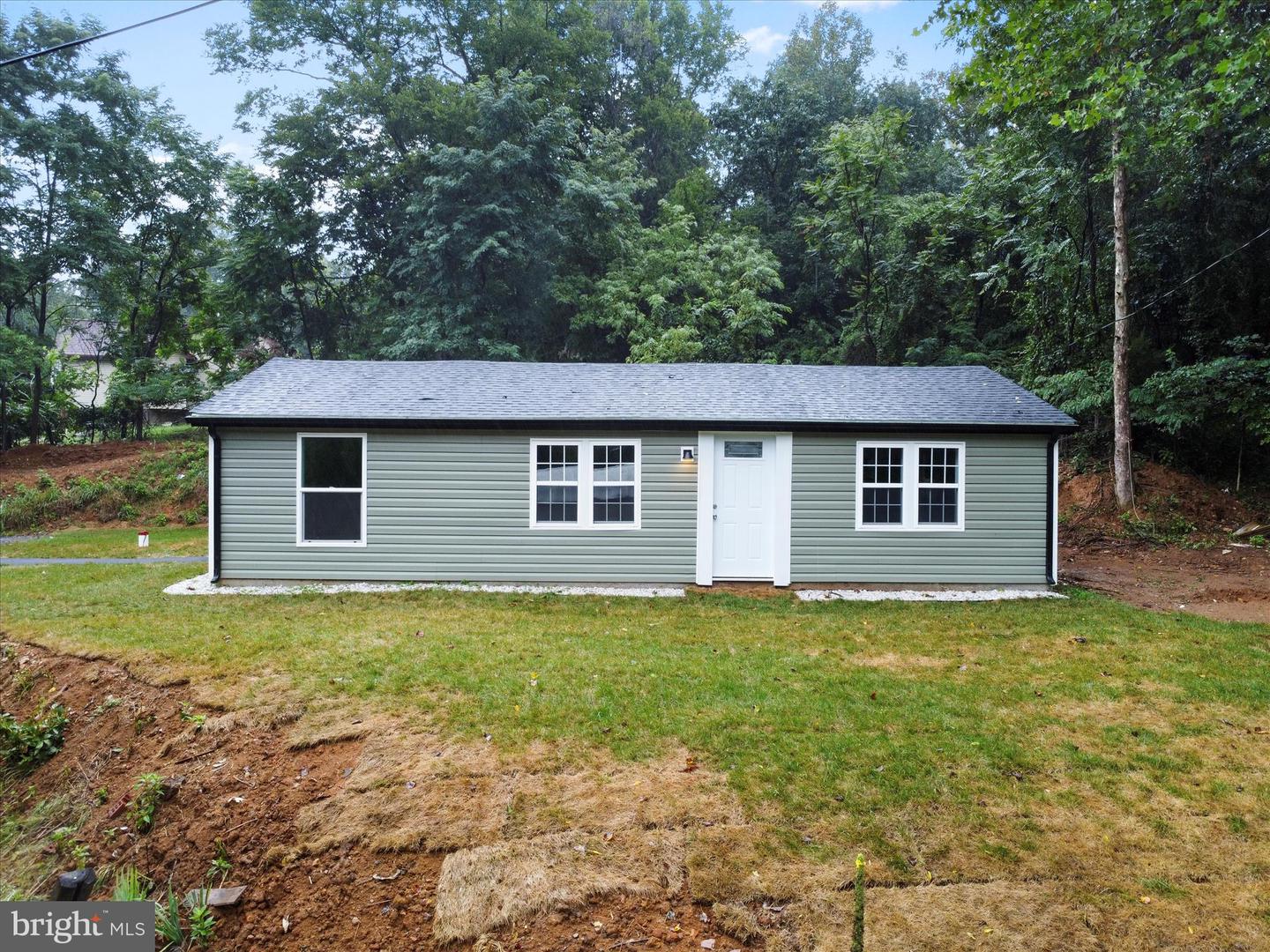 1712 Shenandoah River Dr — photo