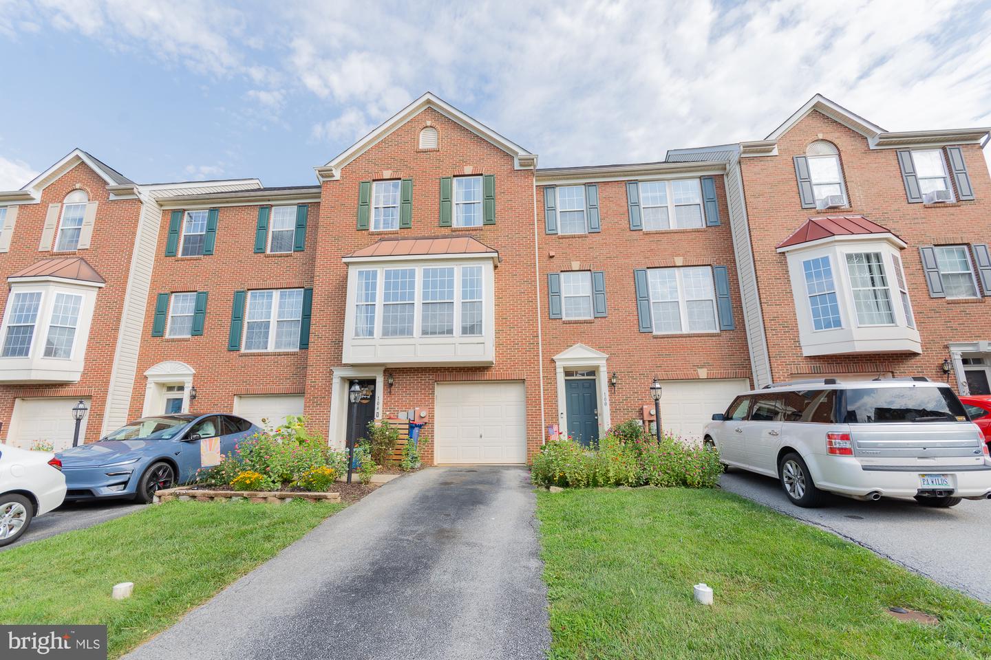 104 Monte Carlo Way — photo