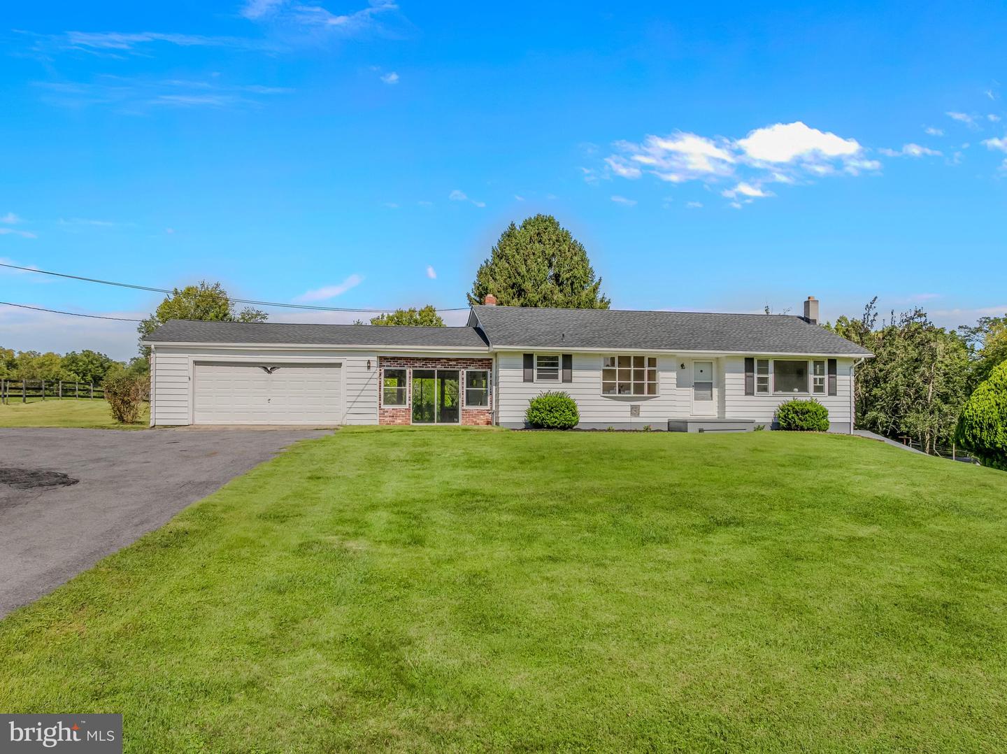 6463 Kabletown Rd — photo