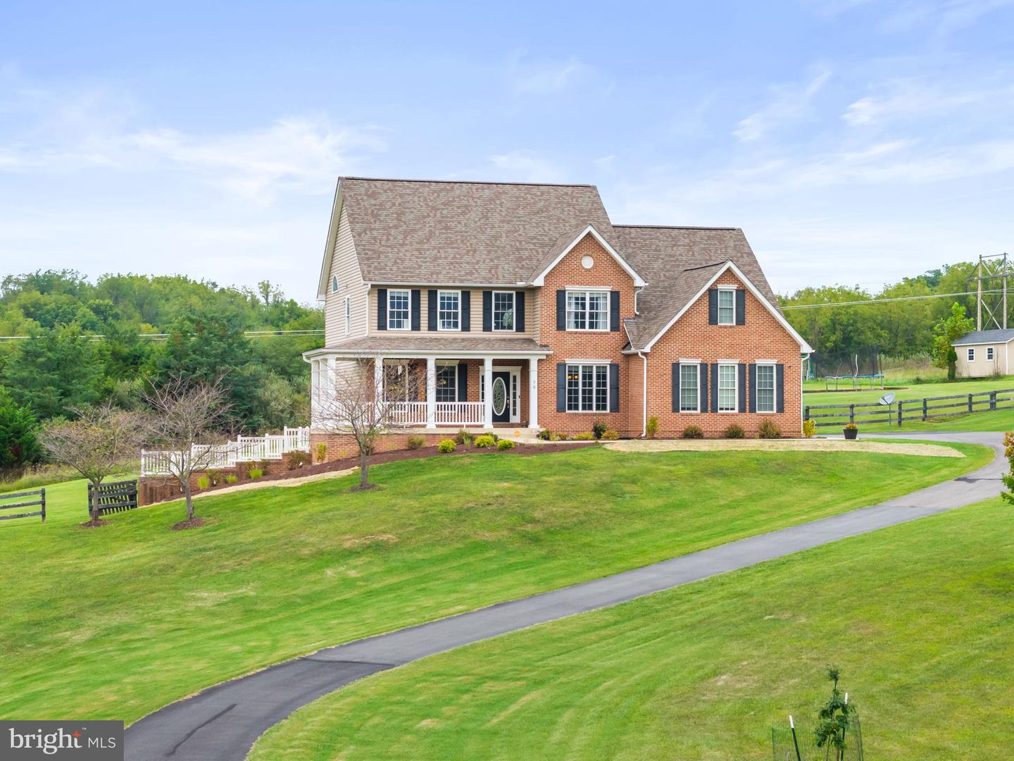 79 Falcon Ridge Dr — photo