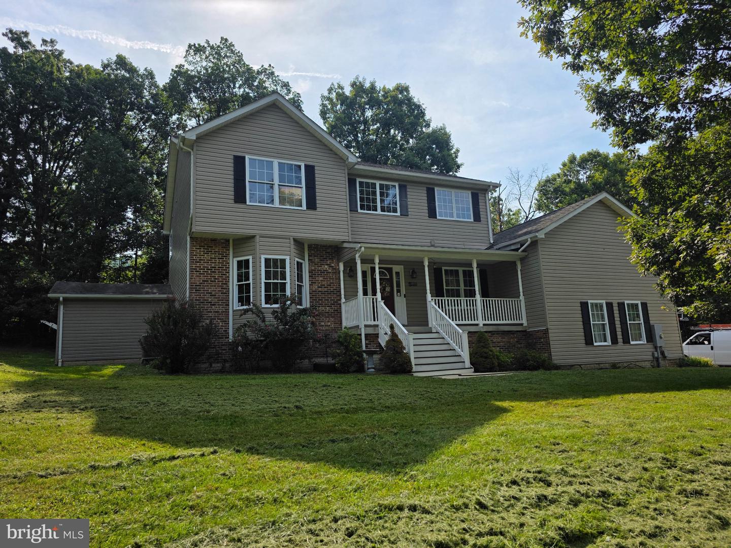 118 Sycamore Rd — photo