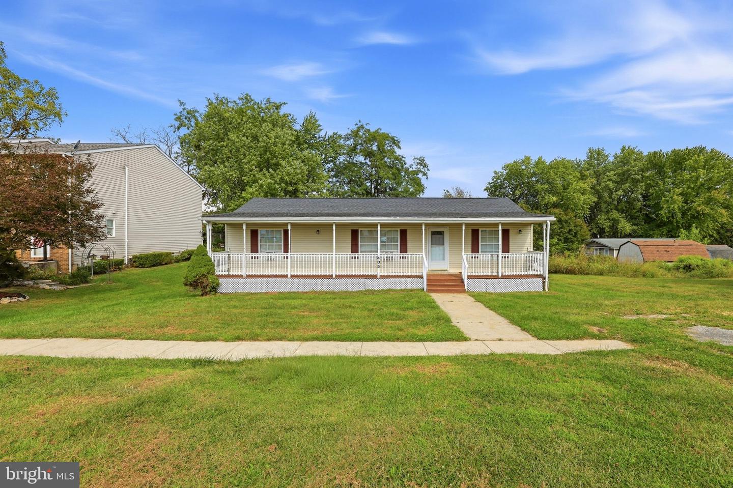 405 E 10th, Ranson, WV 25438 — photo 2