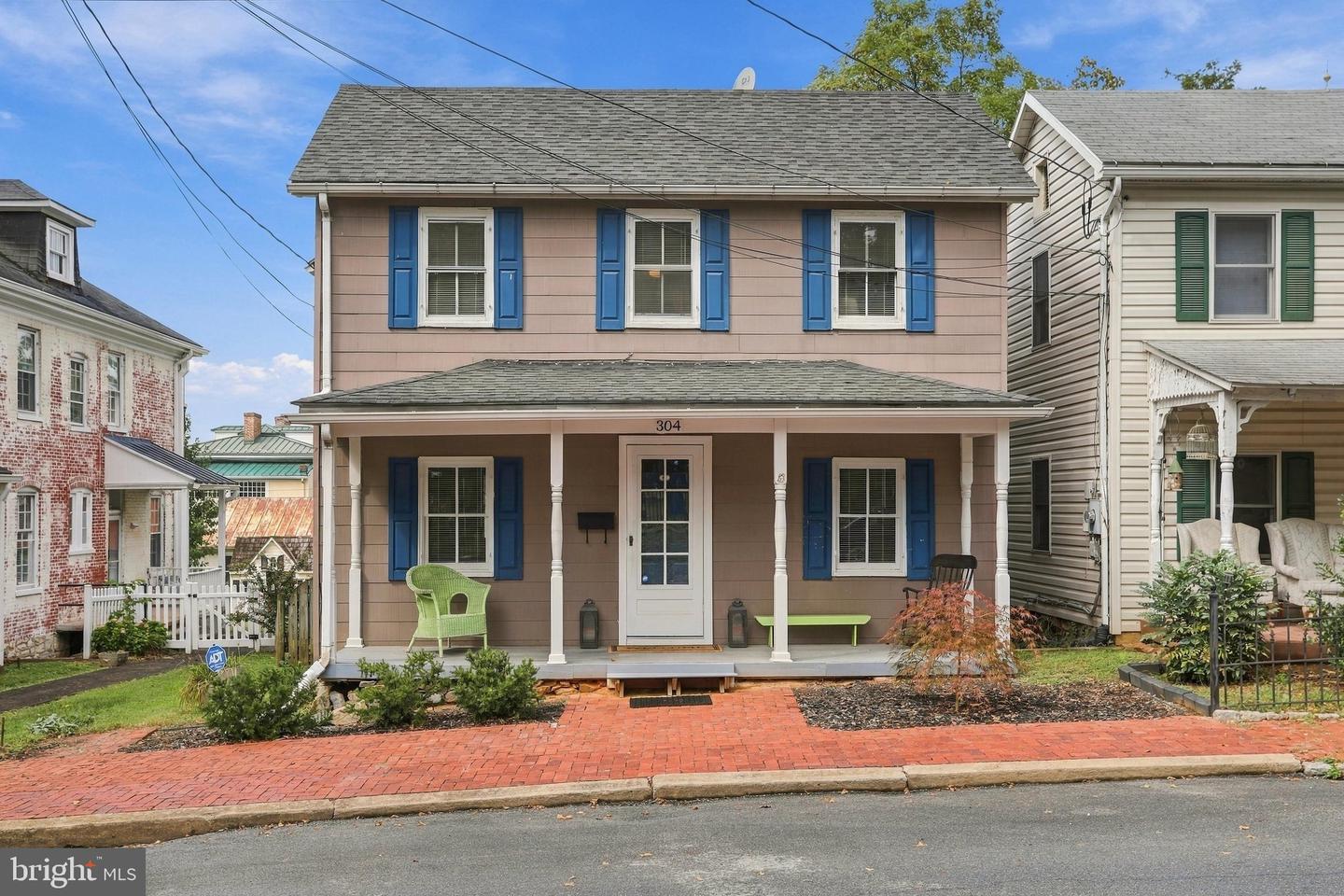 304 E Congress St — photo