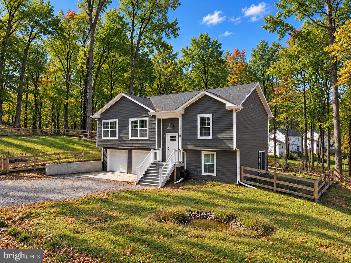 103 Wayne Ct — photo