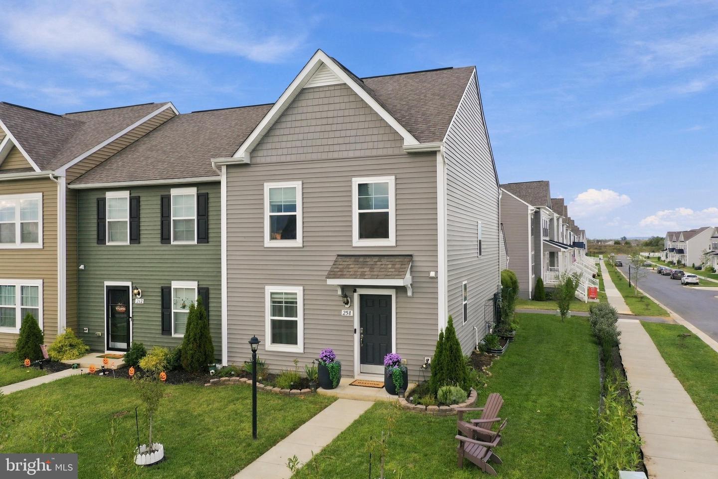 258 Battlefield Dr — photo