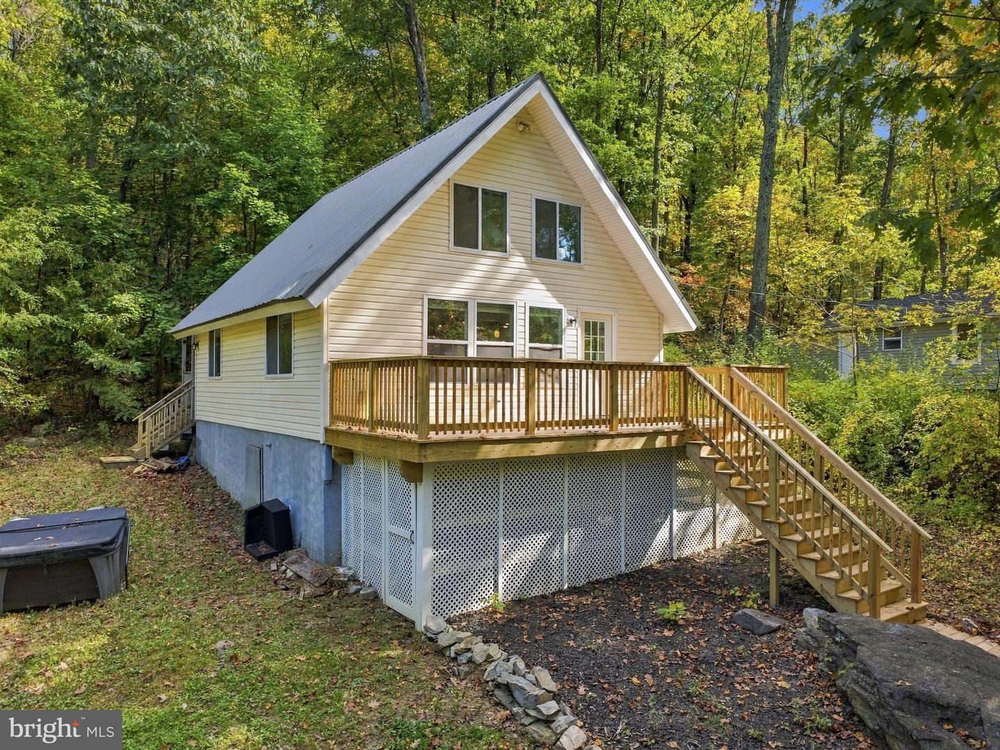 122 Red Maple Ln — photo