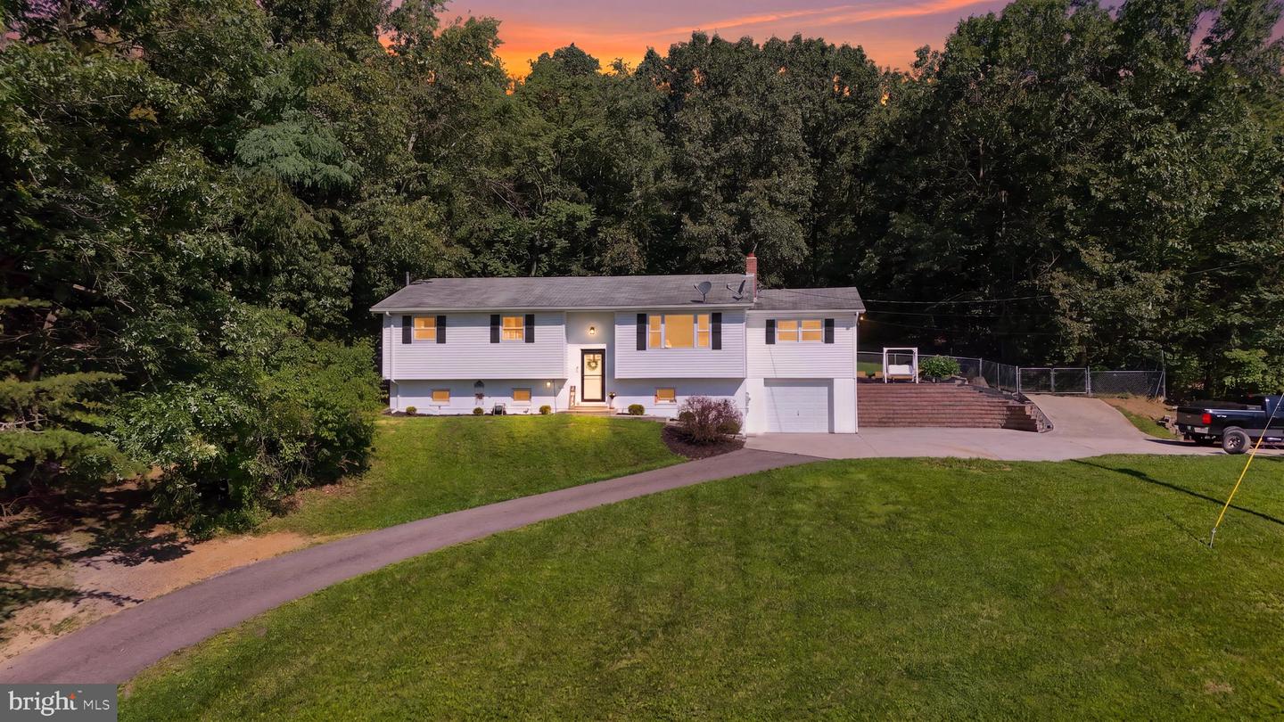 120 Motorcycle Lane, Ridgeley, WV 26753