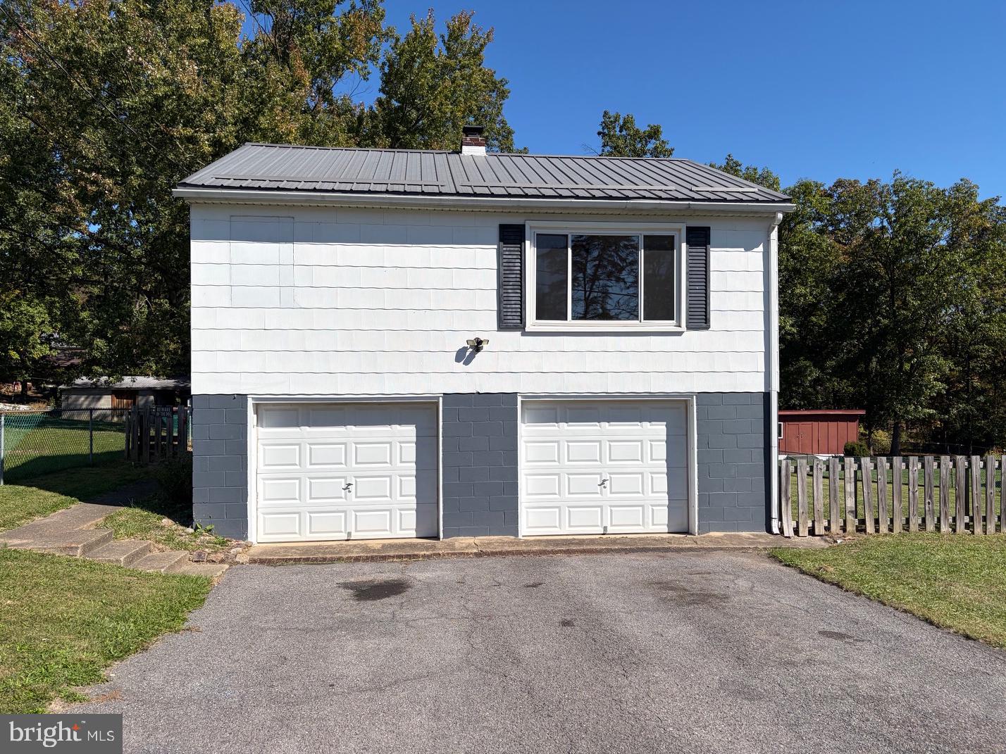 127 Parker Road, Ridgeley, WV 26753