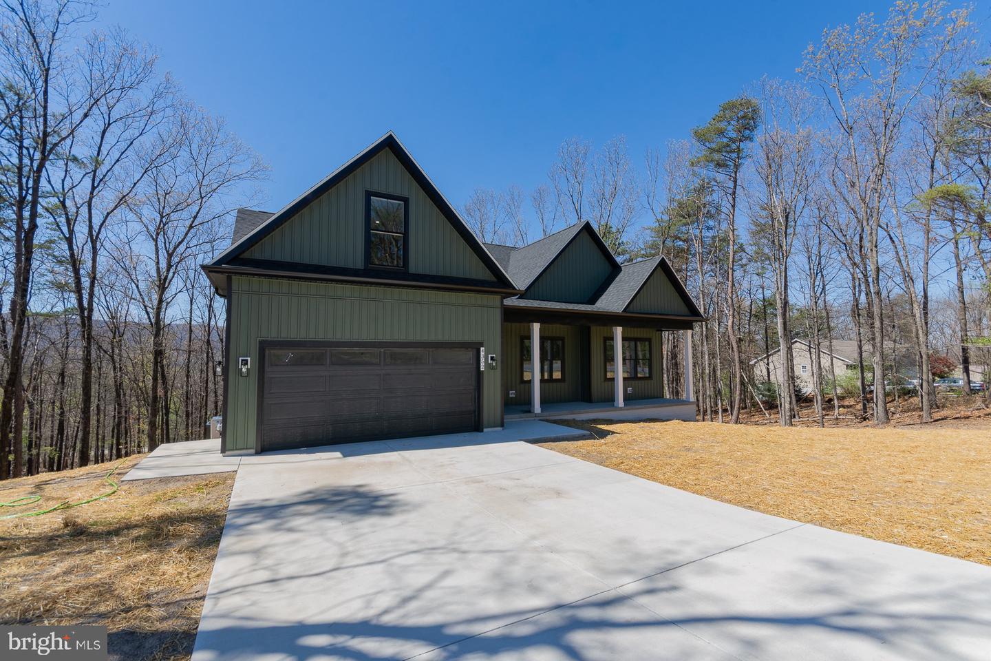 4352 TIMBER RIDGE ROAD, BERKELEY SPRINGS WV 25411 — photo 2