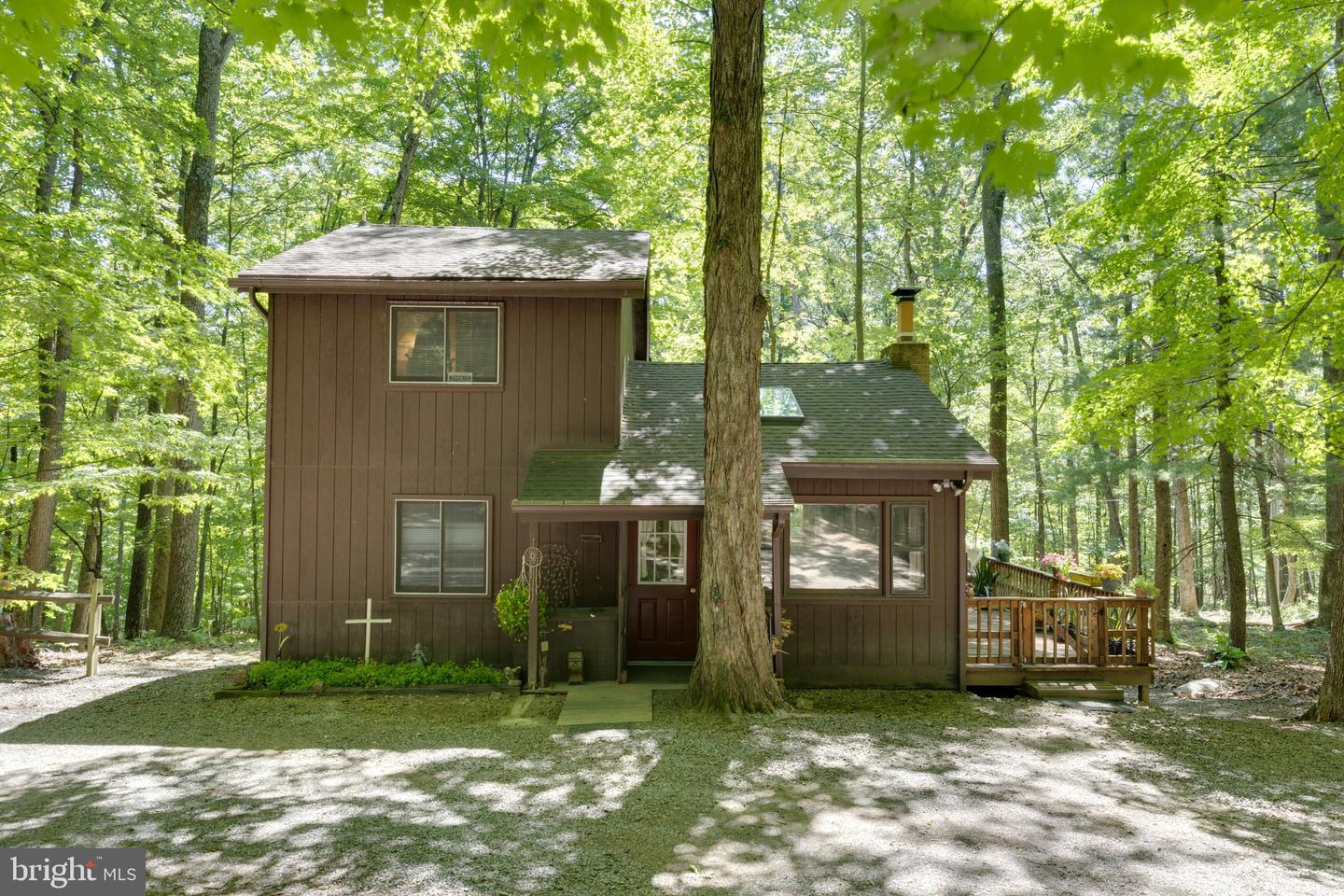 11 S Mountainside Dr — photo