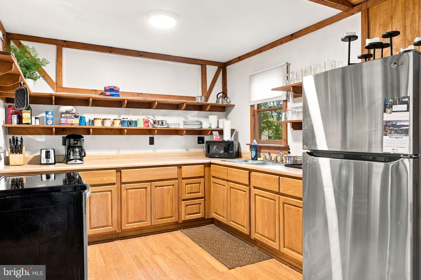 356 Razor Back Road, Great Cacapon, WV 25422 — photo 3