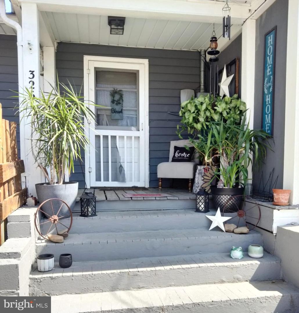 326 Locust St — photo