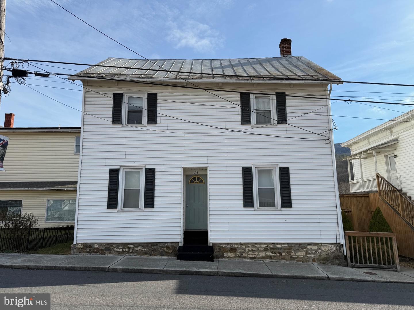 65 S Main St — photo