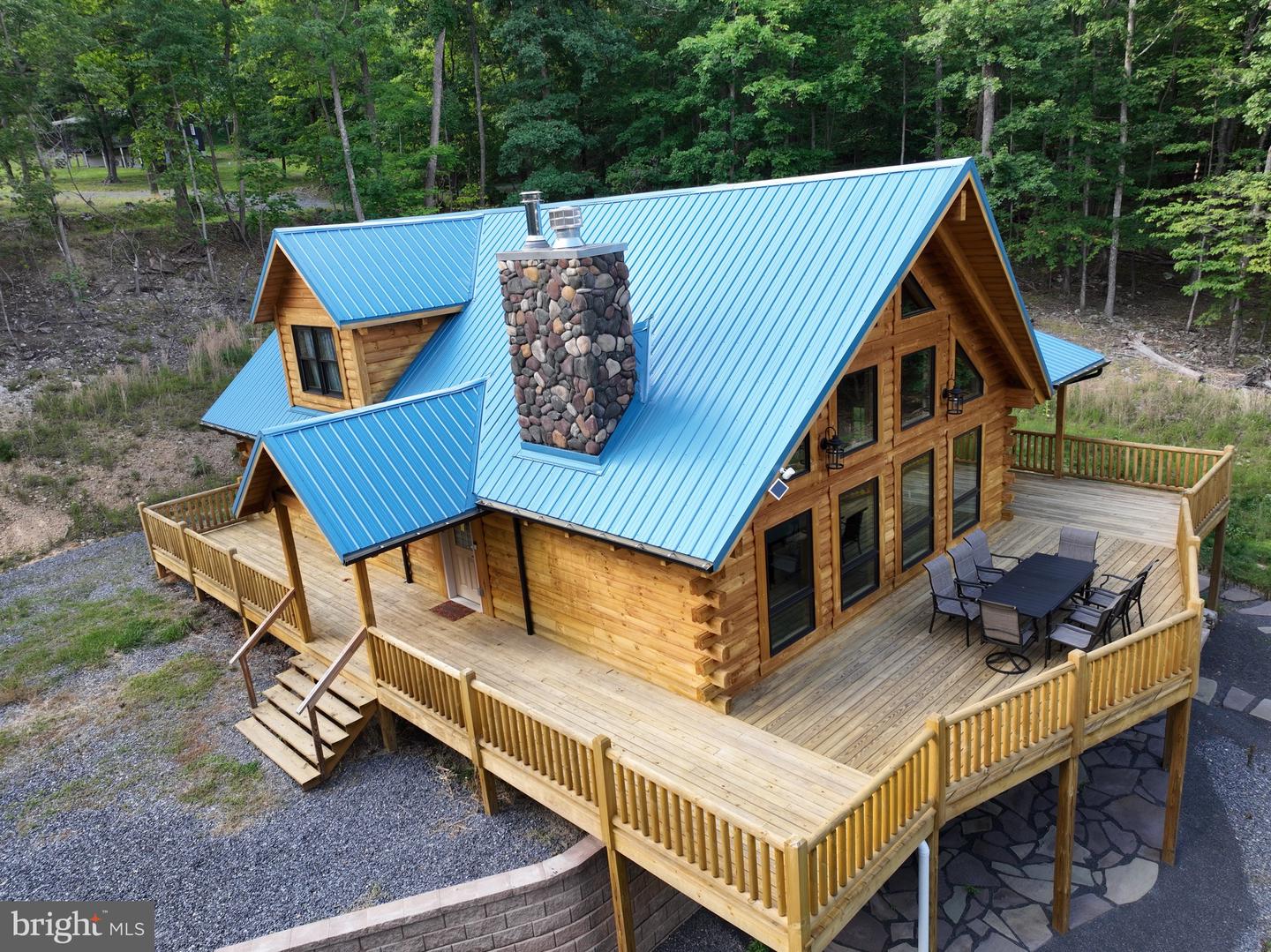 1422 Cave Mountain Rd — photo