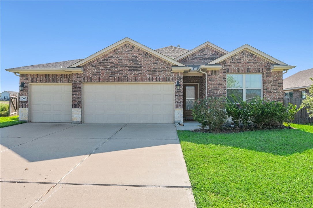 1700 Eagle View Drive — photo