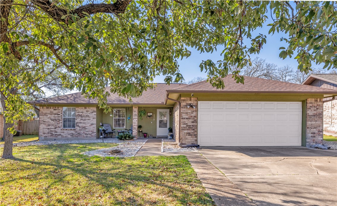 3319 Big Bend Drive — photo