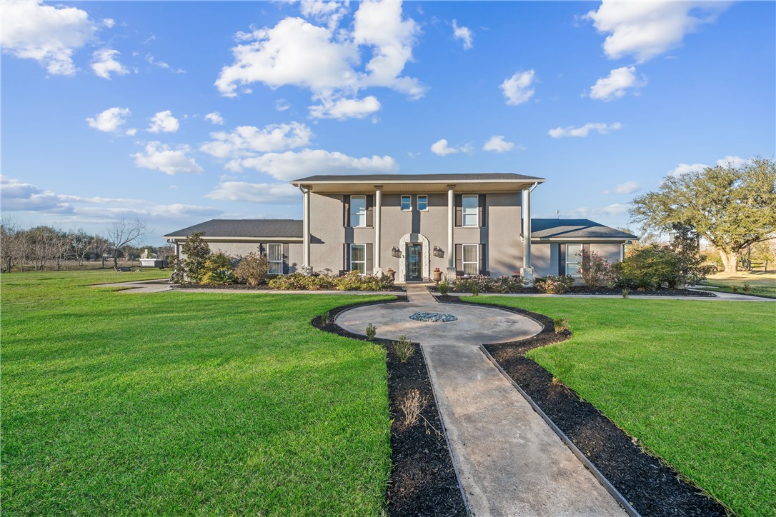 43910 Highway 290 Business — photo