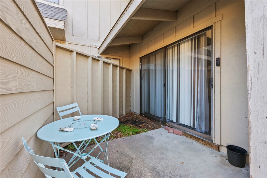 4401 Carter Creek Parkway 12 — photo