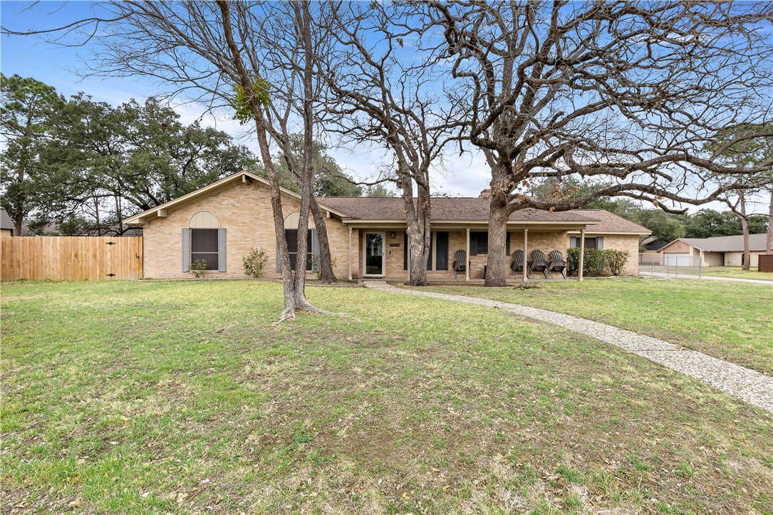 2403 Briar Oaks Drive — photo