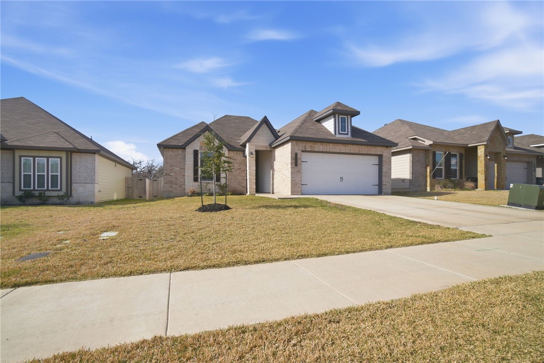 1318 Kingsgate Drive — photo