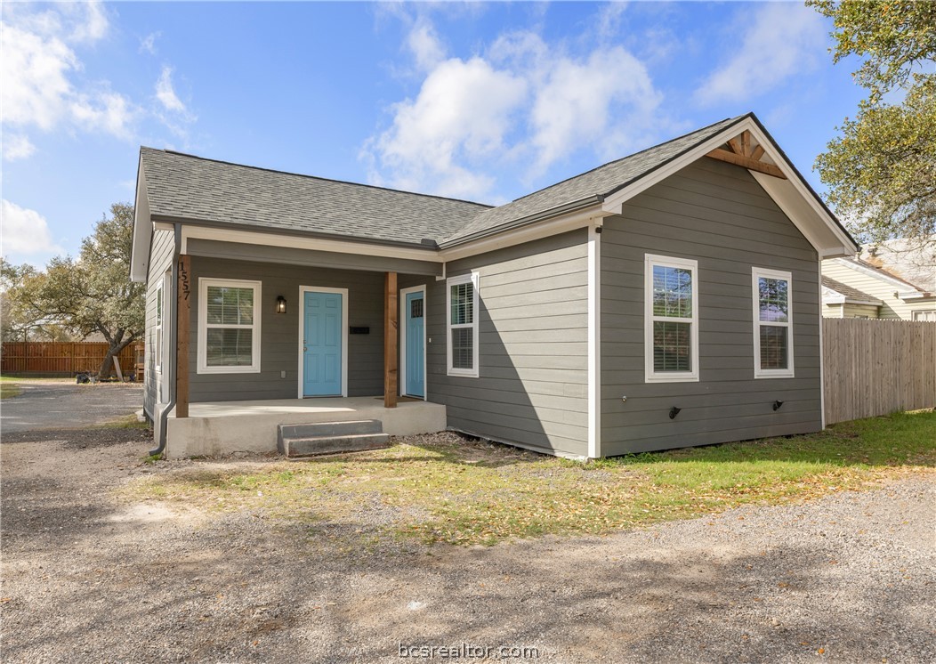 1557 East Wm J Bryan Parkway — photo