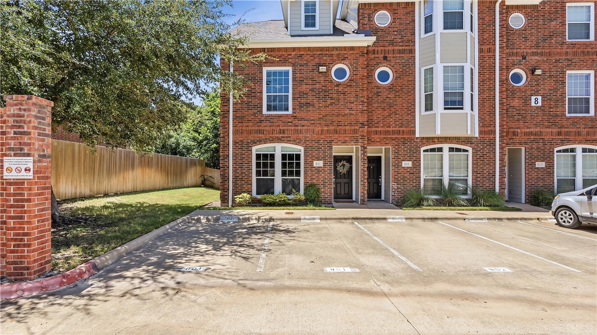 305 Holleman Drive E 801 — photo