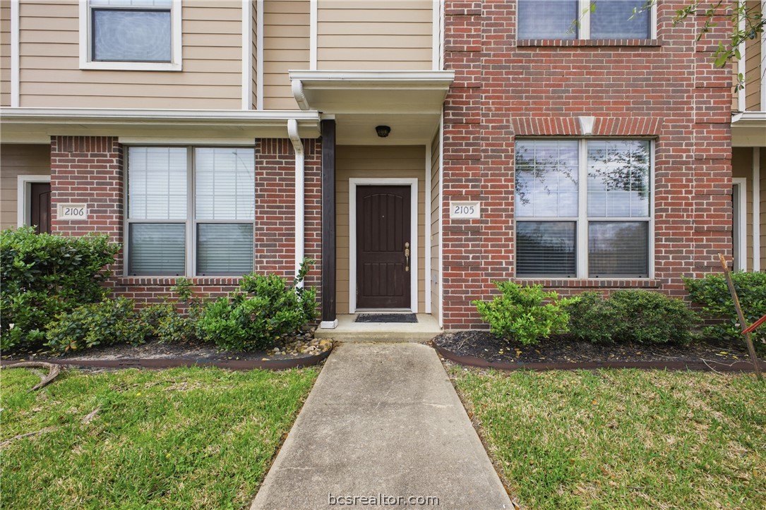 1000 Spring Loop 2105 — photo