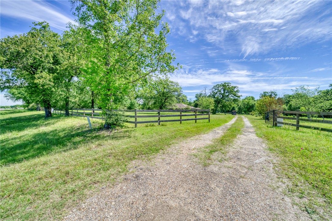 7000 FM 3060 Farm to Market Road — photo