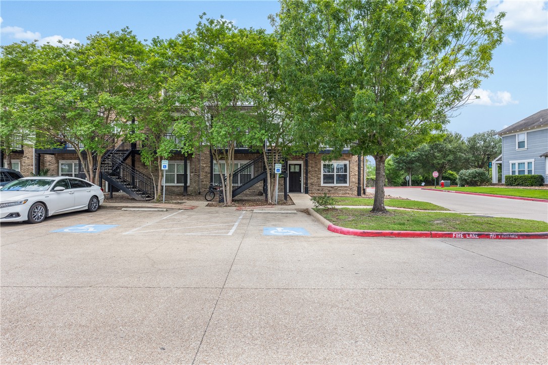 1725 Harvey Mitchell Parkway S 637 — photo