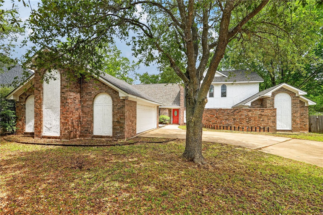 2341 West Briargate Drive — photo