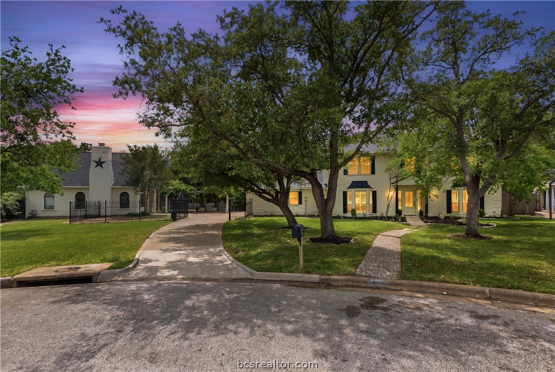 2801 Briar Grove Circle — photo