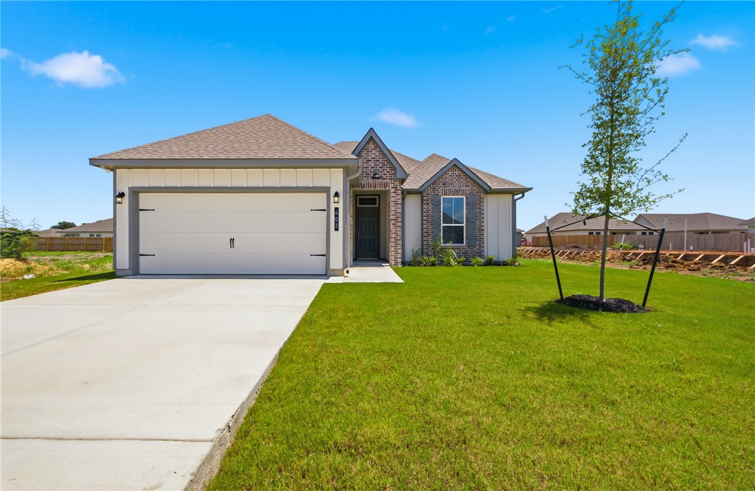 402 Harvest Lake Drive — photo