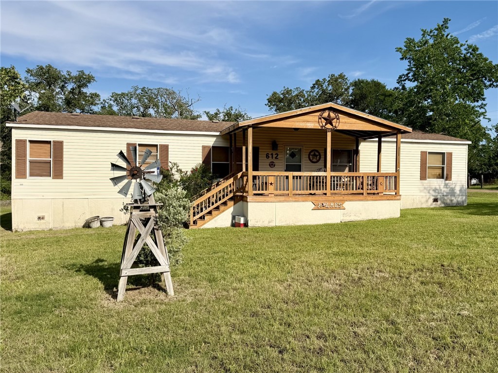 612 Sweetgum Ln — photo