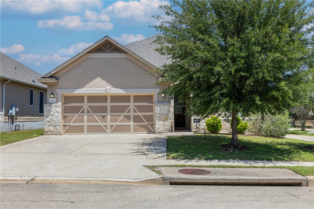 9104 Lonesome Oak Dr — photo