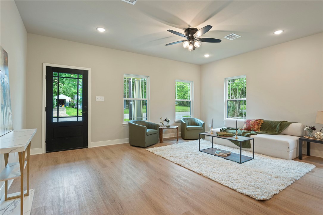 804 E 27th Street, Bryan, TX 77803 — photo 3