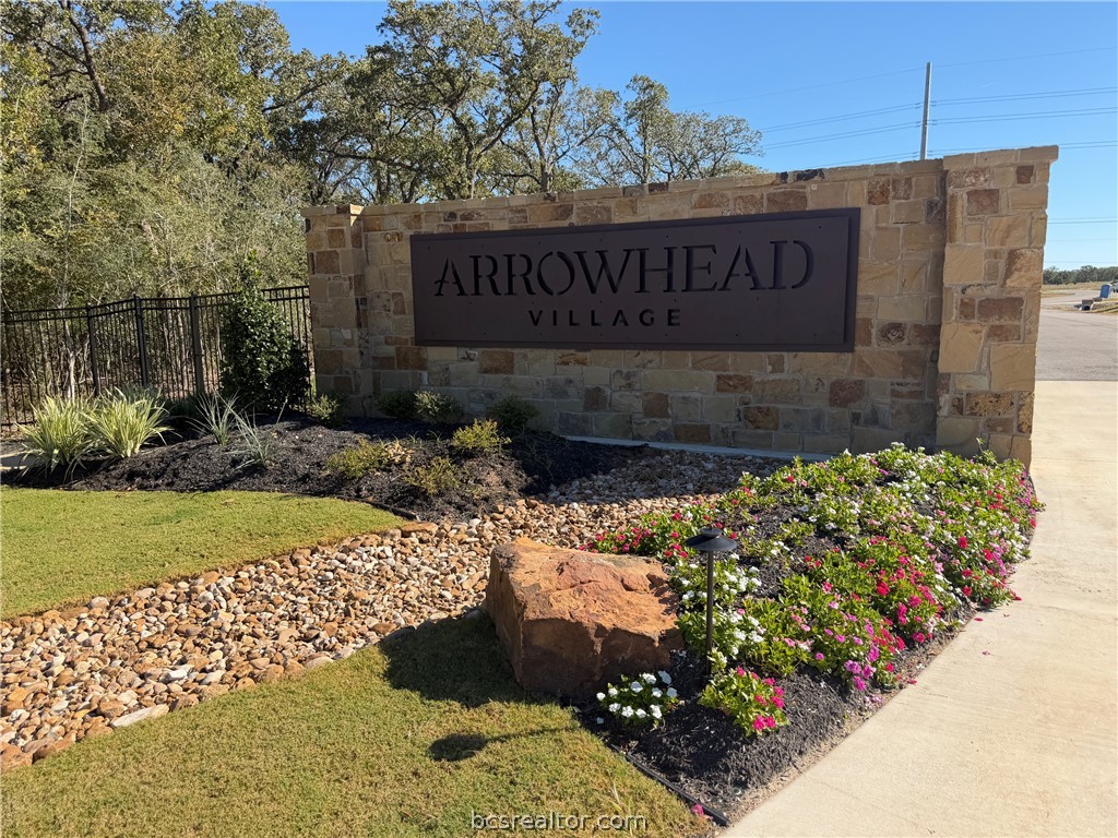 1322 Arrowhead Village Trail — photo