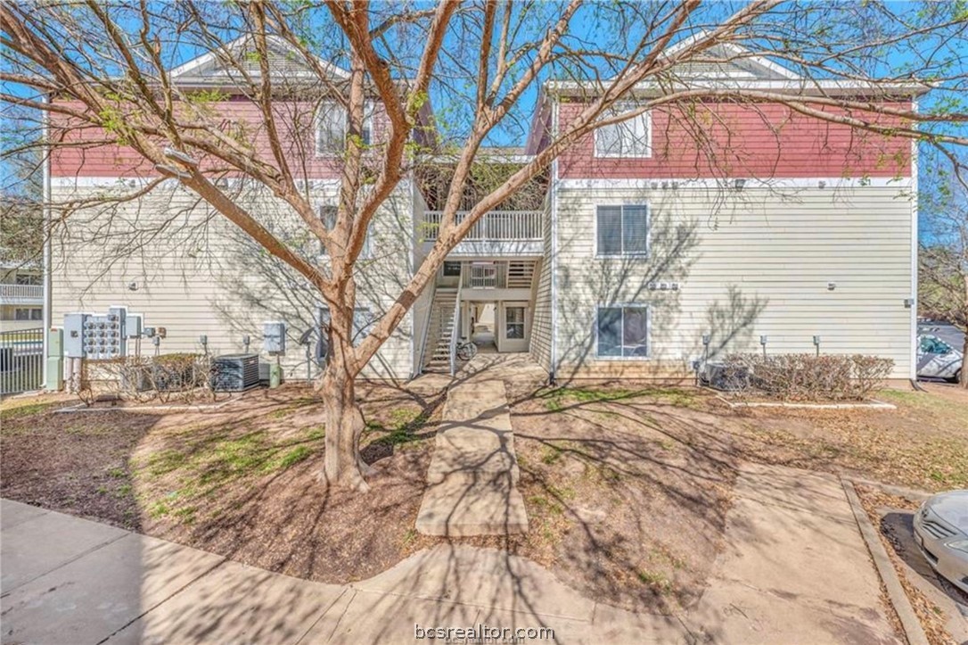 521 Southwest Parkway 103 — photo