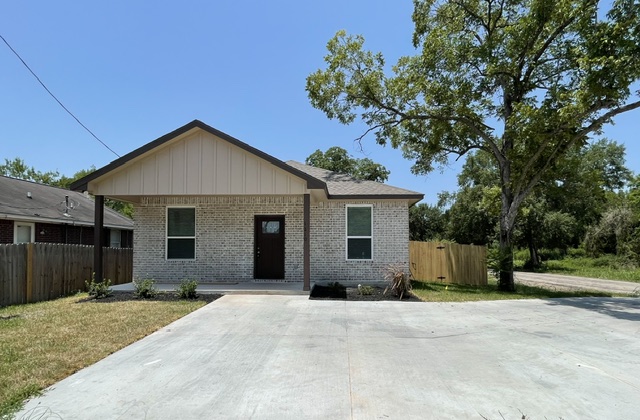 1210 East Martin Luther King Jr Street — photo