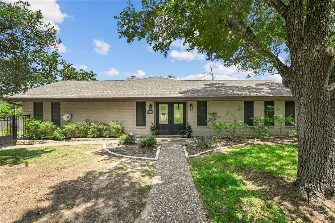2504 Broadmoor Drive — photo