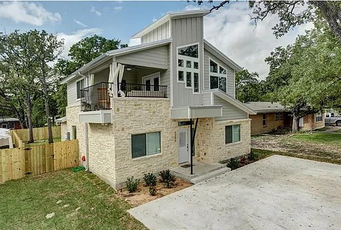 4308 Oaklawn Street — photo