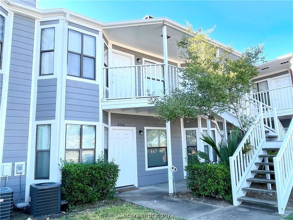 4441 Old College 2206 — photo