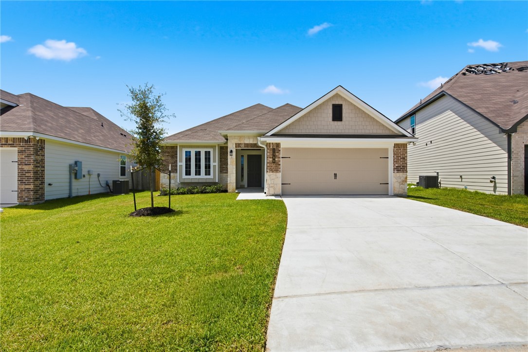 1388 Kingsgate Drive — photo